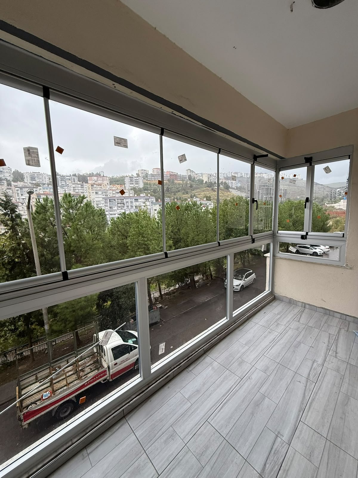 Cam balkon uygulaması