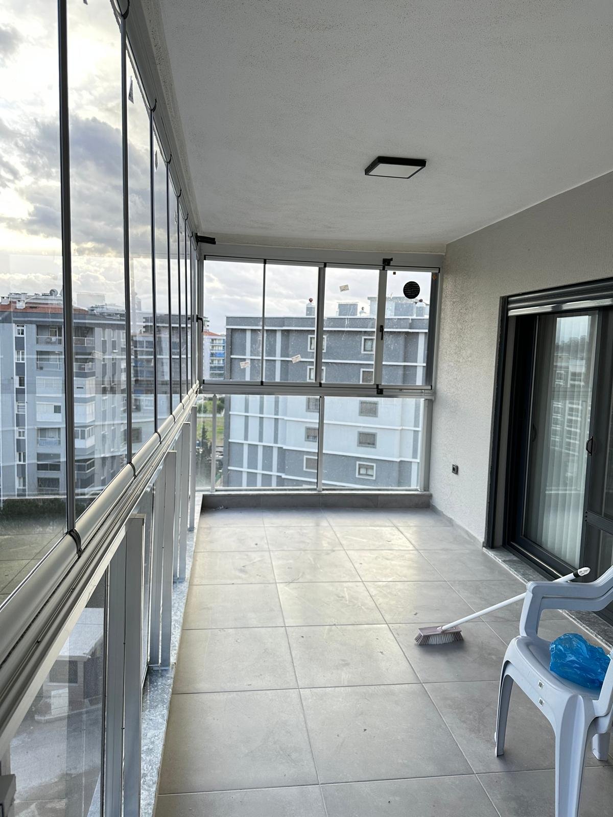 Cam balkon uygulaması
